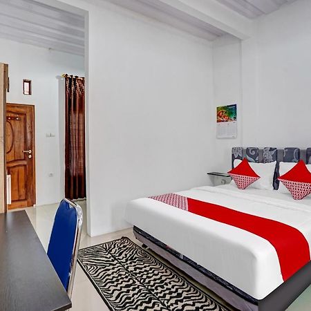 Oyo Life 90678 Omah Kulo Guest House Nganjuk Εξωτερικό φωτογραφία