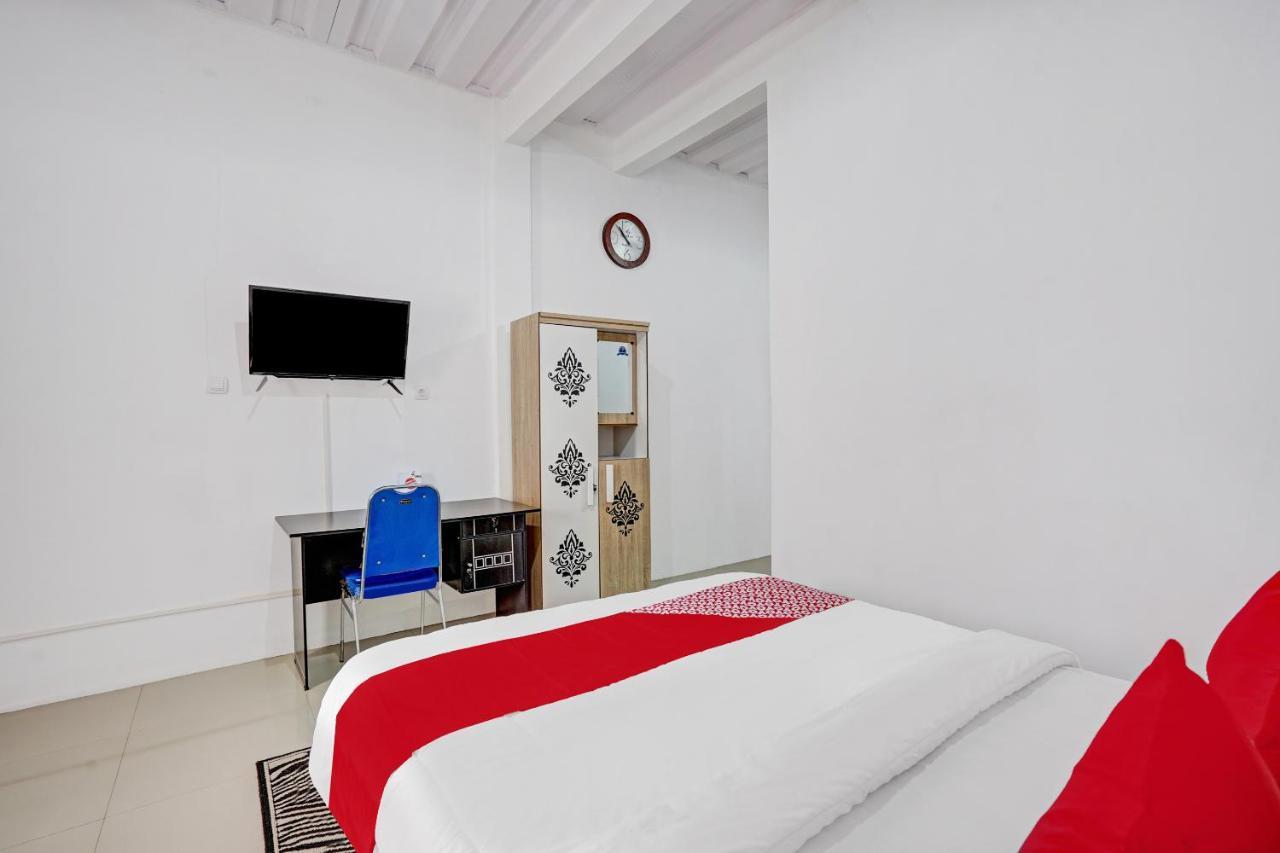 Oyo Life 90678 Omah Kulo Guest House Nganjuk Εξωτερικό φωτογραφία