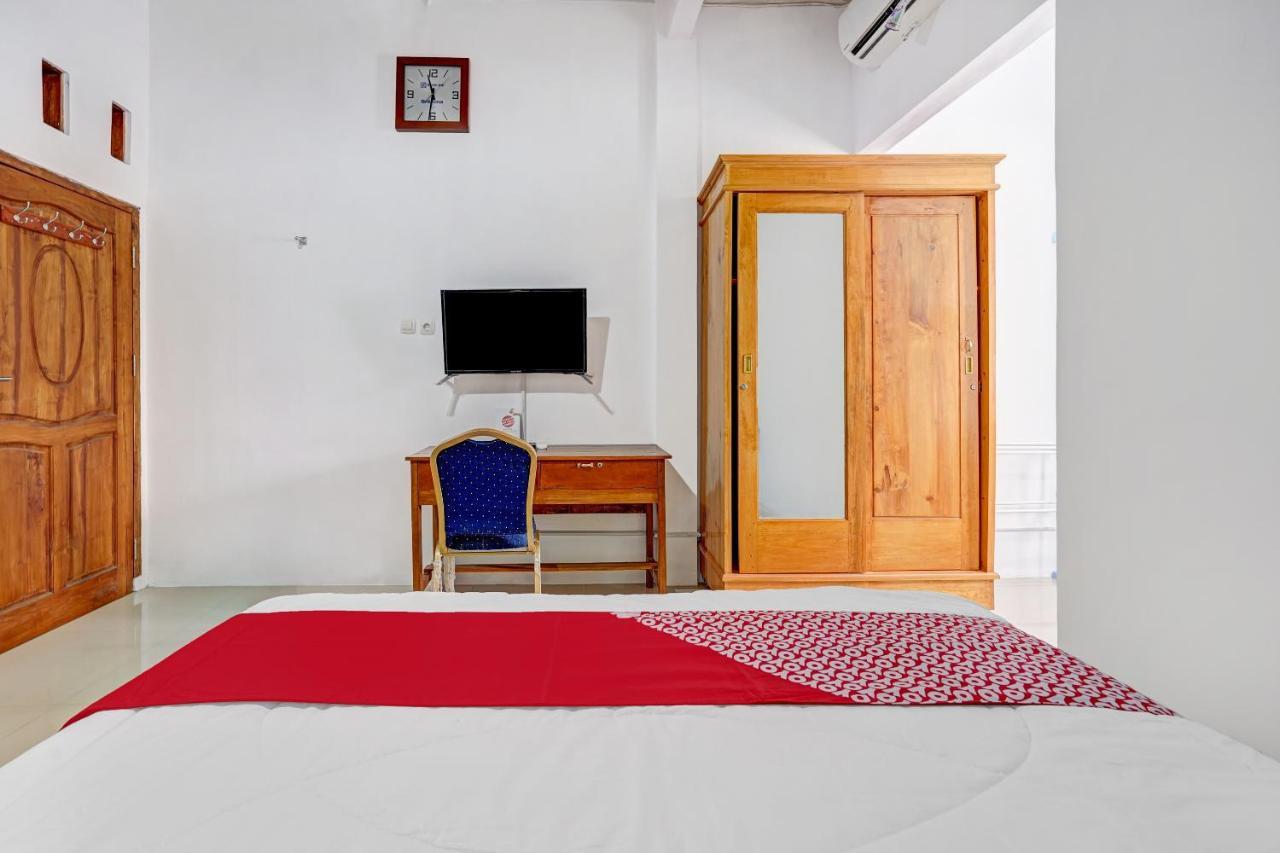 Oyo Life 90678 Omah Kulo Guest House Nganjuk Εξωτερικό φωτογραφία