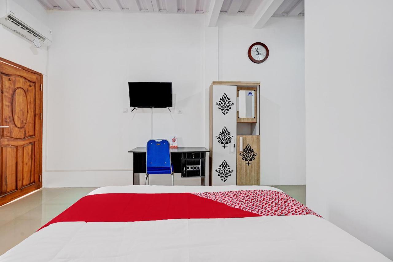 Oyo Life 90678 Omah Kulo Guest House Nganjuk Εξωτερικό φωτογραφία